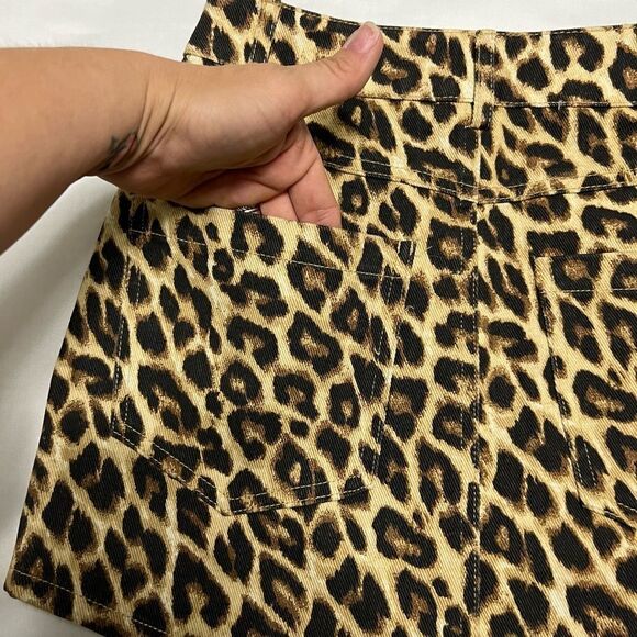 Forever 21 Leopard Print Denim Zip Up Mini Skirt Size Small - Picture 10 of 12